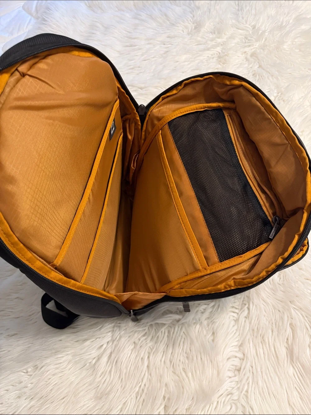 Samsonite Black Backpack with Brown Trim excellent condition see all photos